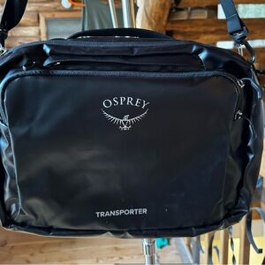Osprey boarding bag